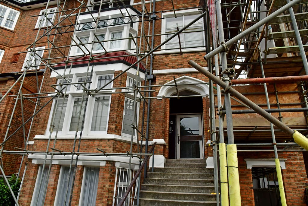 Block of Flats vs Buy to Let | Which UK Strategy Performs Better?